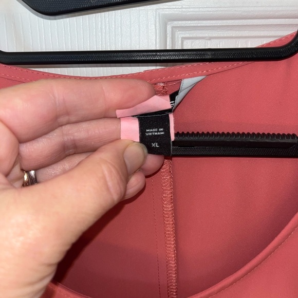 Express Short Sleeve Scoop Neck Layering Top XL - Picture 2 of 3